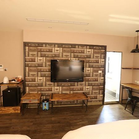 Central Hotel Taoyuan Eksteriør bilde